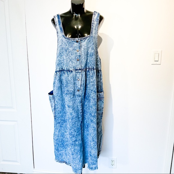 Vintage Dresses & Skirts - 90s VINTAGE Acid Wash Denim Overall Dress